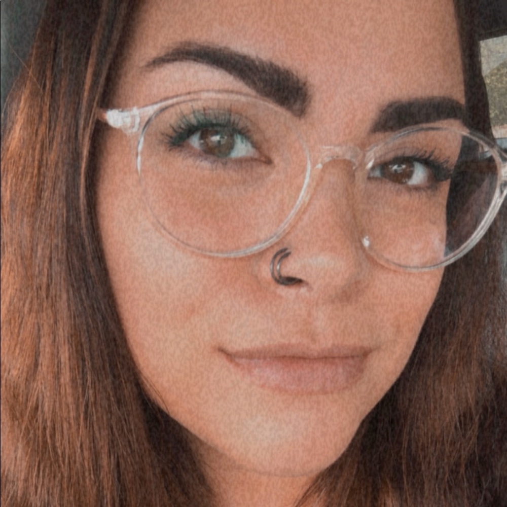 Meet your Posher, Tara